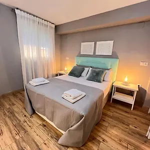 https://la-casita-de-mrmoles.es-andalucia.com