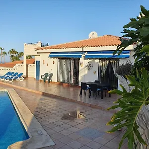 Azul Villa